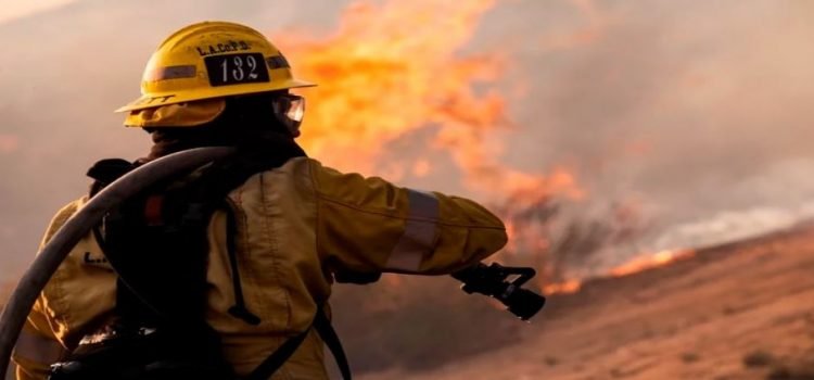 Bomberos de Irapuato resultan heridos en exhibición de destrezas Bomberos de Irapuato resultan heridos en exhibición de destrezas
