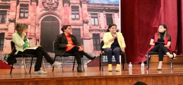 Realizan Panel de Acciones que Construyen Entornos Escolares de Paz