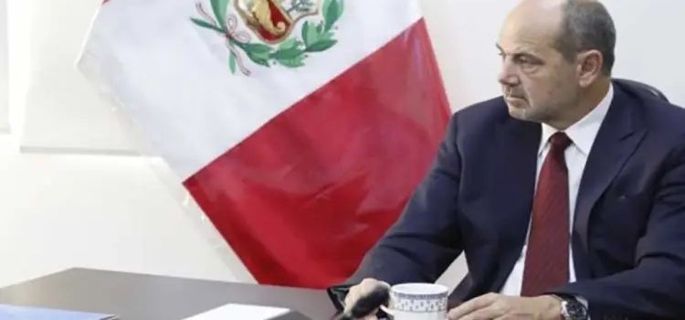 Lanza advertencia a México el Ministro de Perú