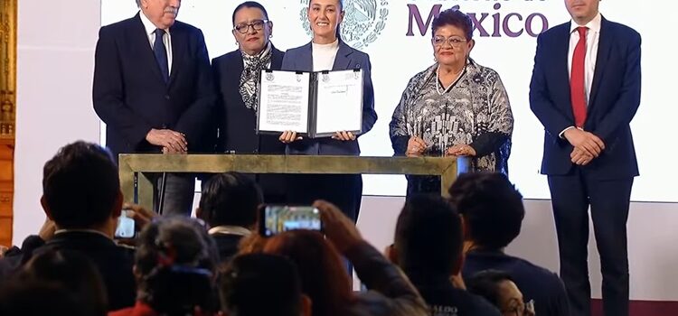 Claudia Sheinbaum asume la presidencia anunciando ambiciosas reformas sociales y económicas