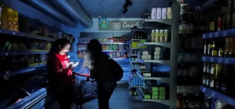 Restablecen suministro eléctrico en España y Portugal tras apagón Restablecen suministro eléctrico en España y Portugal tras apagón