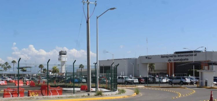 Aeropuerto del Bajío alcanza cifra histórica de pasajeros en el 2025