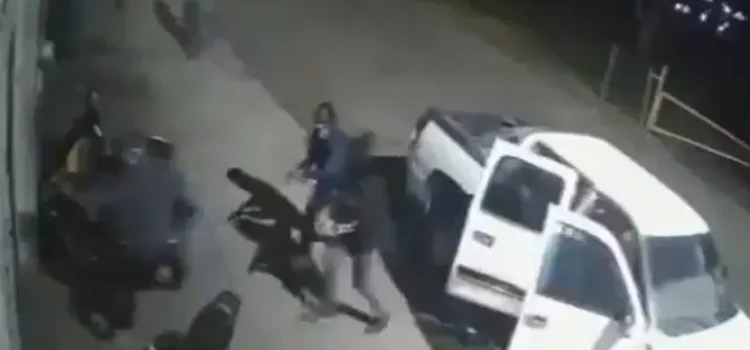 Ataque a bar deja una persona herida en Uriangato